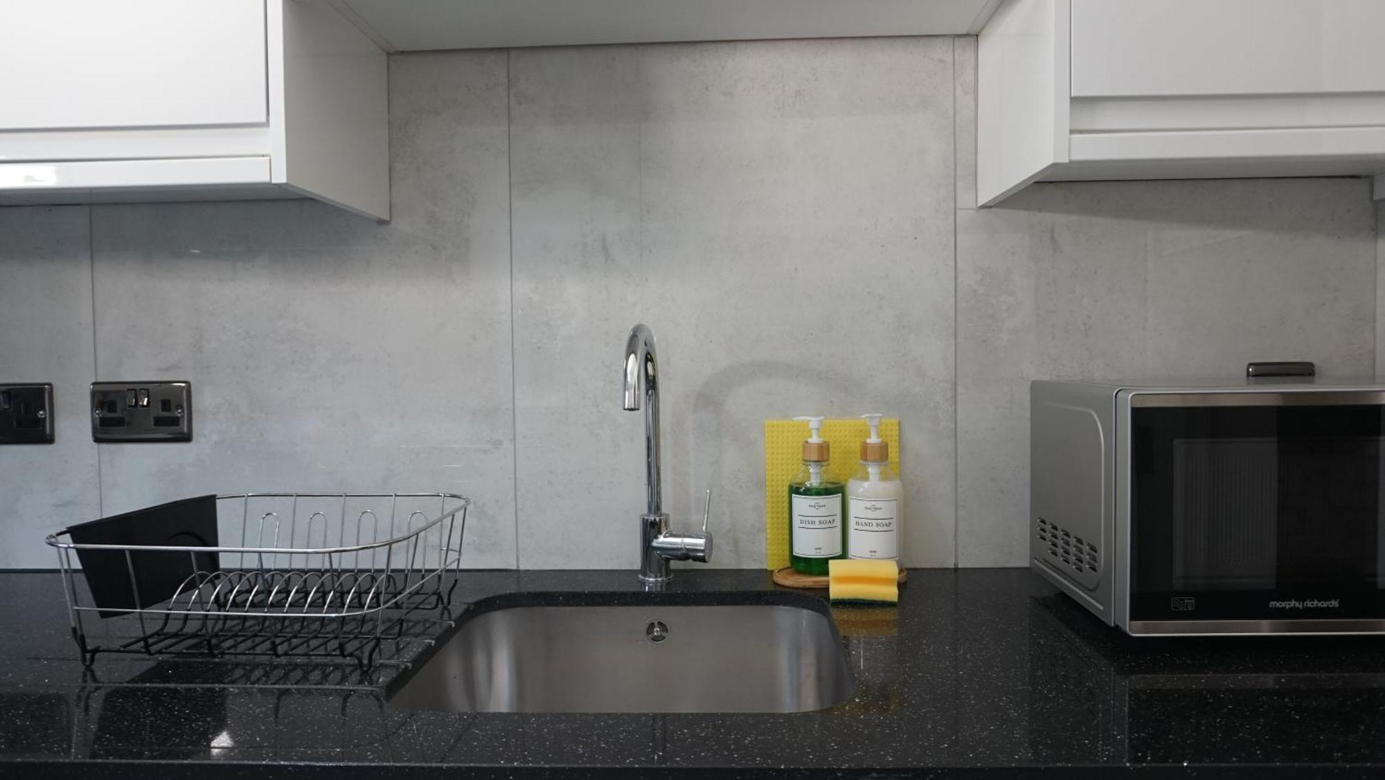 Luxury London House Sleeps 13, 2 Minutes To Metro Vila Exterior foto